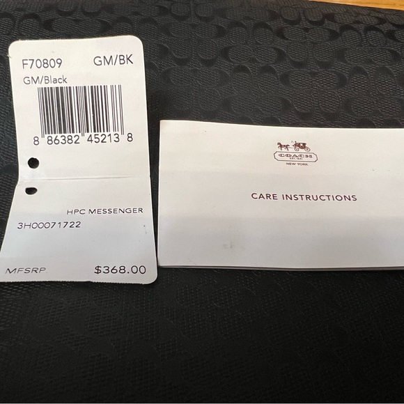 Coach messenger bag - authentic - Picture 4 of 8